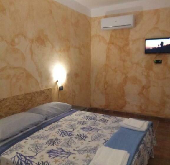 مبيت وإفطار Al Vico Art