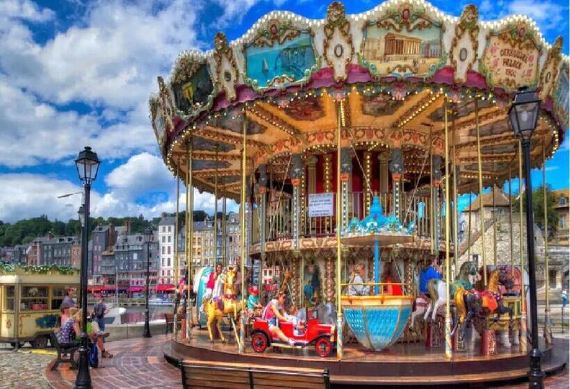 צימר Le Fleurhon 11 D Honfleur, T2 En Résidence Avec Piscine, Wifi Et Parking Gratuits