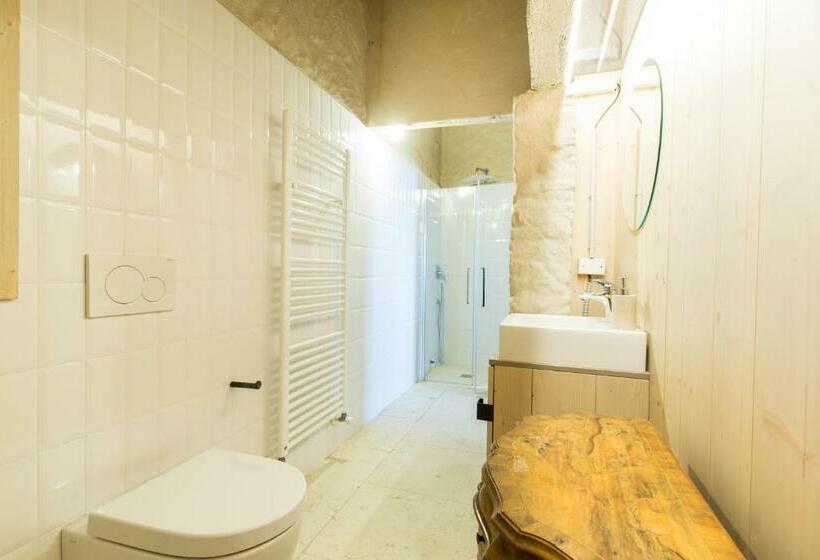 تختخواب و صبحانه Villa Saccomani
