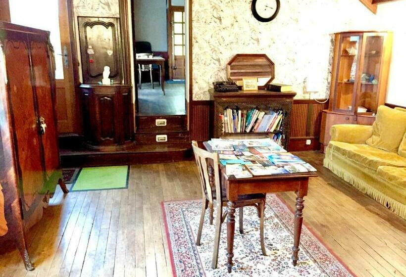 مبيت وإفطار Chambres Chez L Habitant Et Table D Hôtes Crocq Le Vieil Hôtel