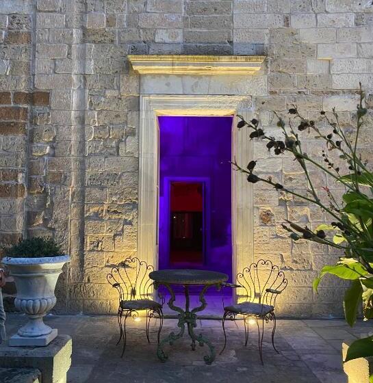 Bed and Breakfast Palazzo De Carlo E Il Parco Dei 7 Pozzi