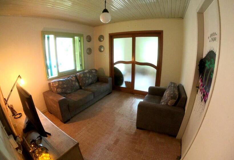 ベッドアンドブレックファースト Pedra Branca Eco Hostel E Camping