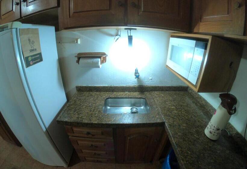 ベッドアンドブレックファースト Pedra Branca Eco Hostel E Camping