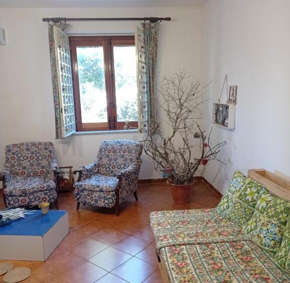 تختخواب و صبحانه Sunset Cottage