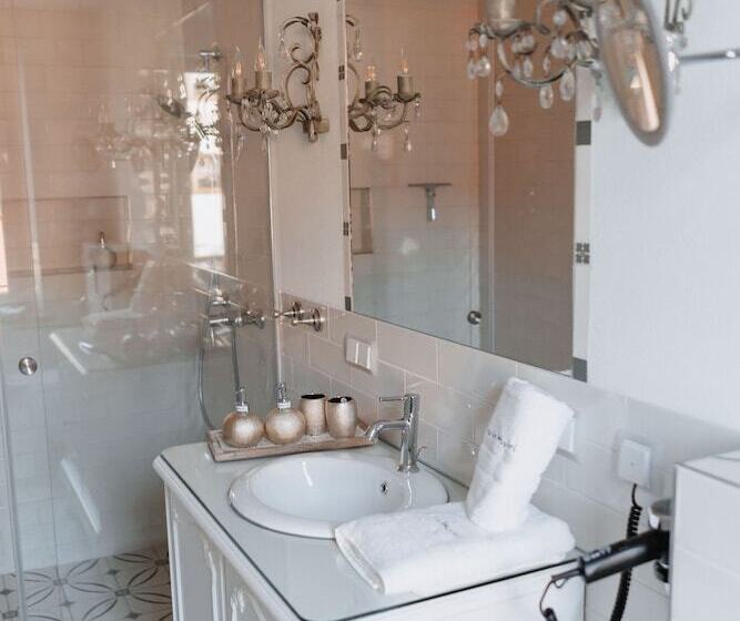 ホテル Das Betthupferl