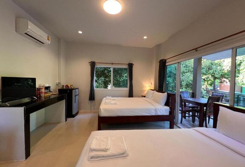 Naisang Hostel