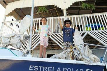 پانسیون Hostel Maiandeua