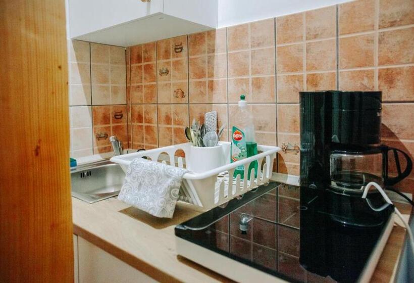 پانسیون Kali Host Home Away From Home