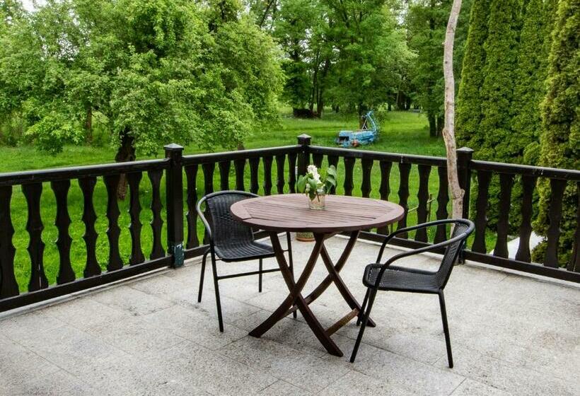 פנסיון Storchennest Spreewald