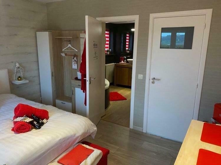 تختخواب و صبحانه La Milardière Chambres D Hôtes