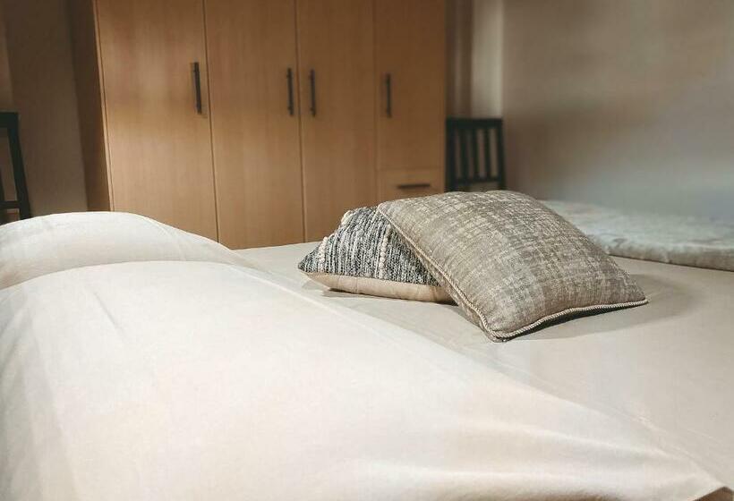 פנסיון L Adret