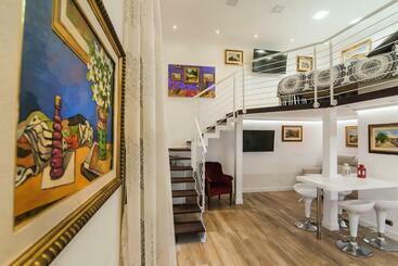 پانسیون Solimena House 44