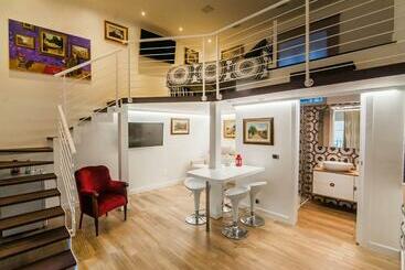 پانسیون Solimena House 44