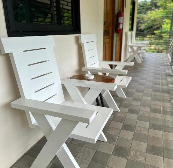 استراحتگاه Hanoii House