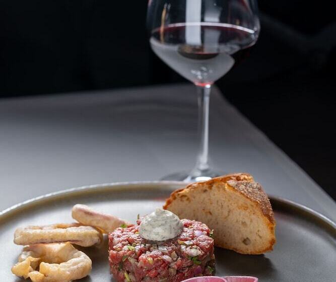 هتل Europa Royale Bucharest