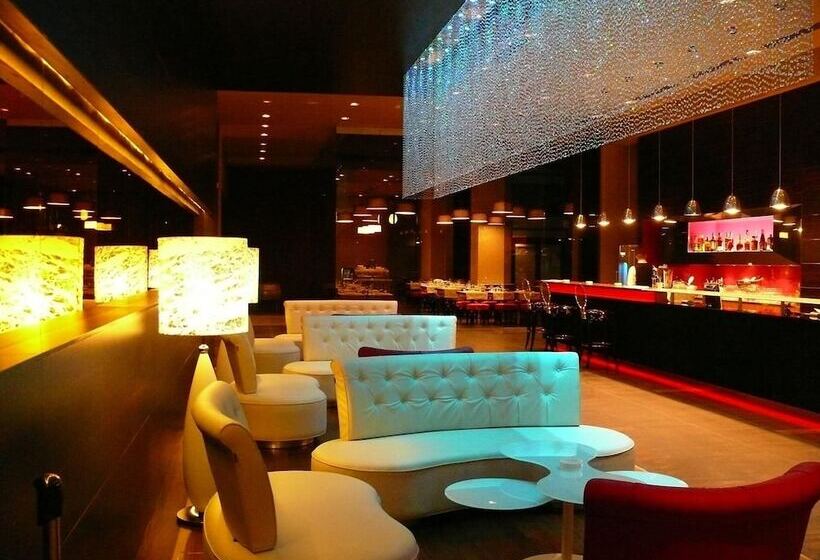 فندق Golden Tulip Ana Dome