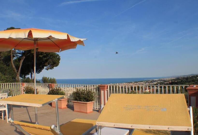 فندق Il Parco Sul Mare Resort & Spa
