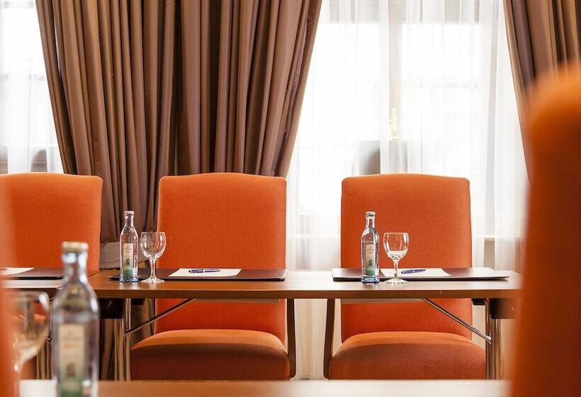هتل Relais & Chateaux Bulow Palais