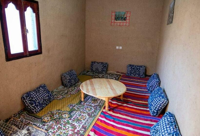 تختخواب و صبحانه Maison Etoile Du Desert