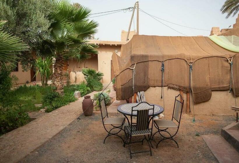 تختخواب و صبحانه Maison Etoile Du Desert