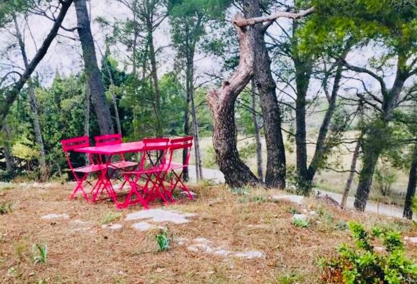 민박 Mas Des Alpilles
