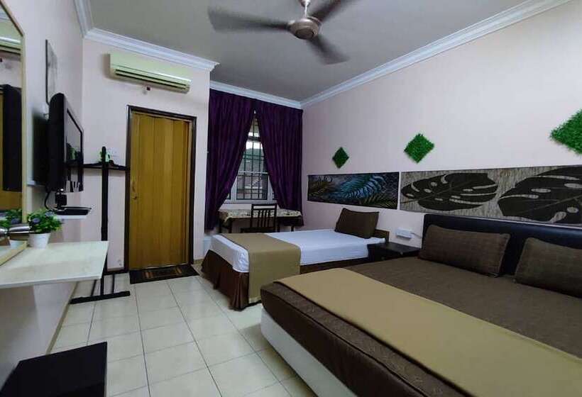 هتل Sri Bahau