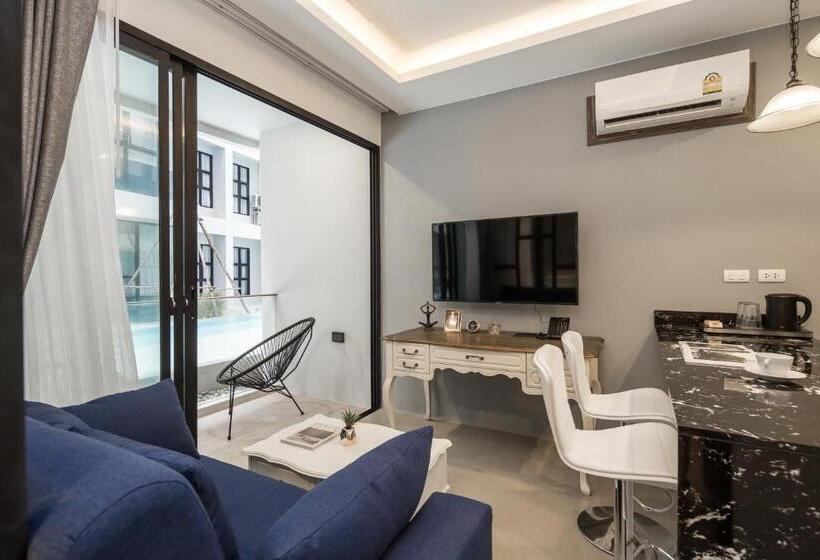 Palmyrah Surin Beach Residence