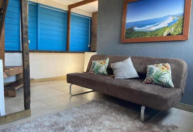 פנסיון Essência Da Guarda Surf House