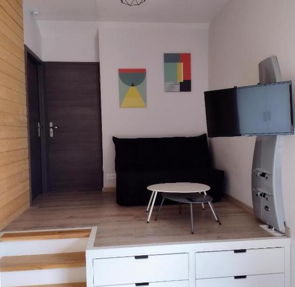 פנסיון L Esca Lac