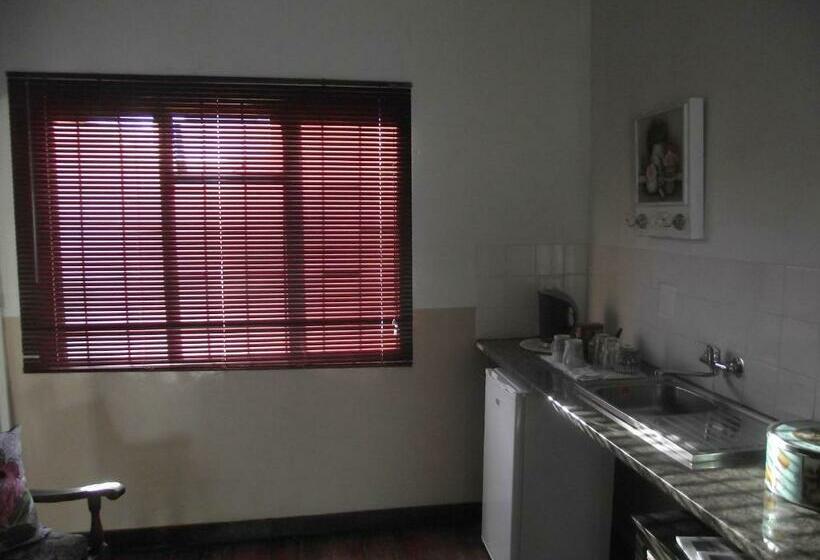 ベッドアンドブレックファースト Lavender Rose