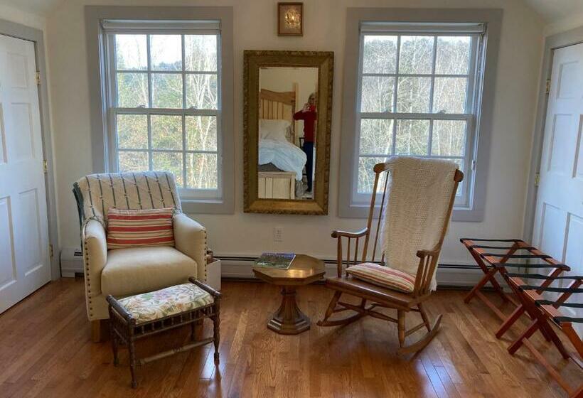 مبيت وإفطار The Birch Grove