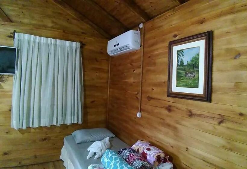 پانسیون Cabanas Fazenda Da Raia