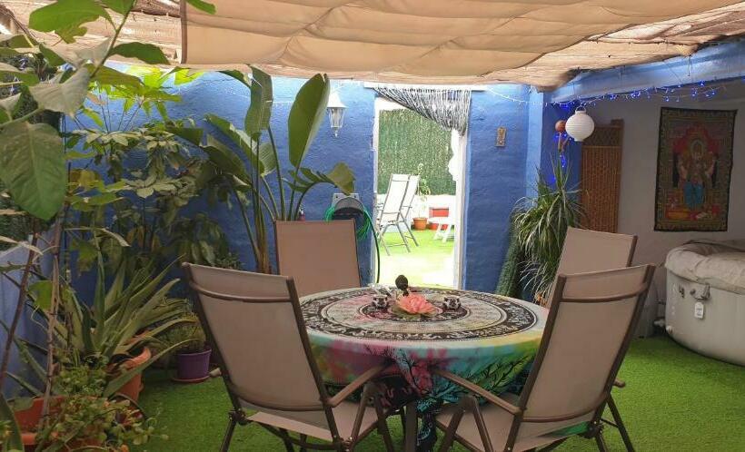 تختخواب و صبحانه Casa Amelia   Bed&breakfast