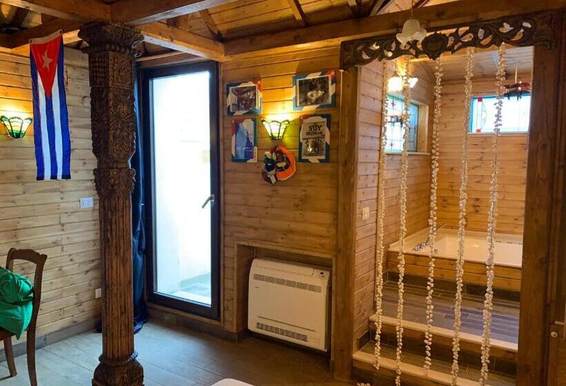 تختخواب و صبحانه La Casa Di Emanuella   Rooms & International Suites