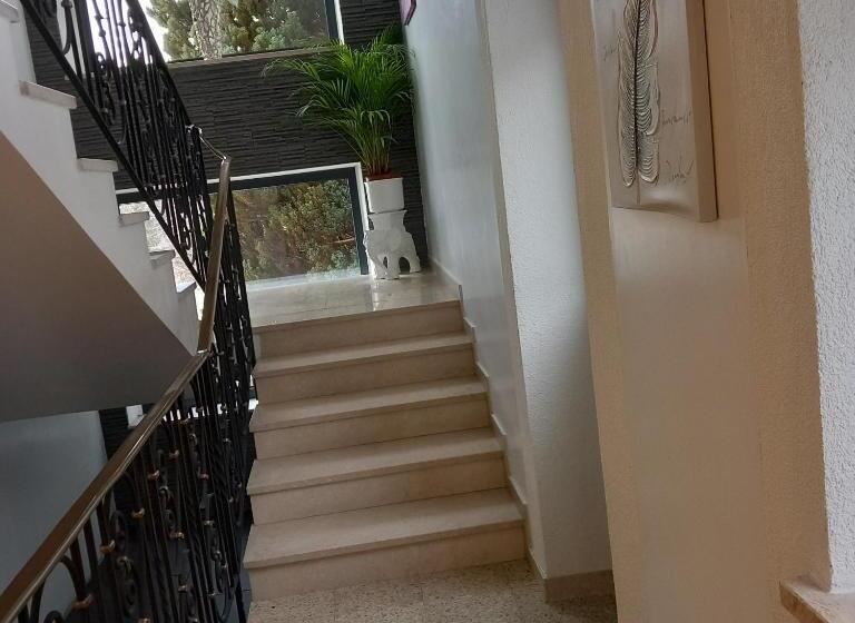 Bed and Breakfast Pension Alpina