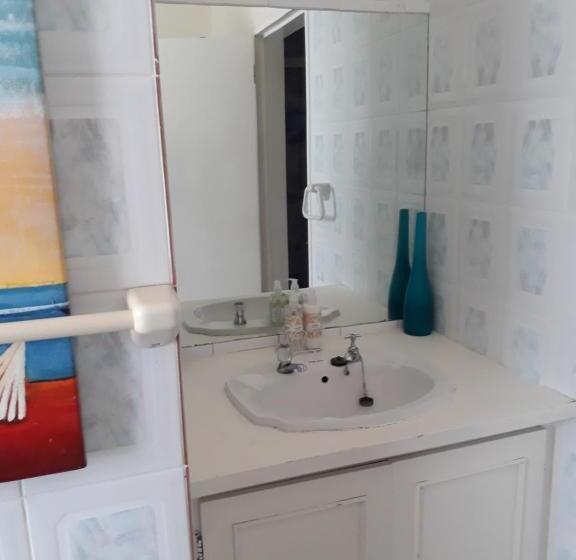 פנסיון Caledon Overnight Rooms