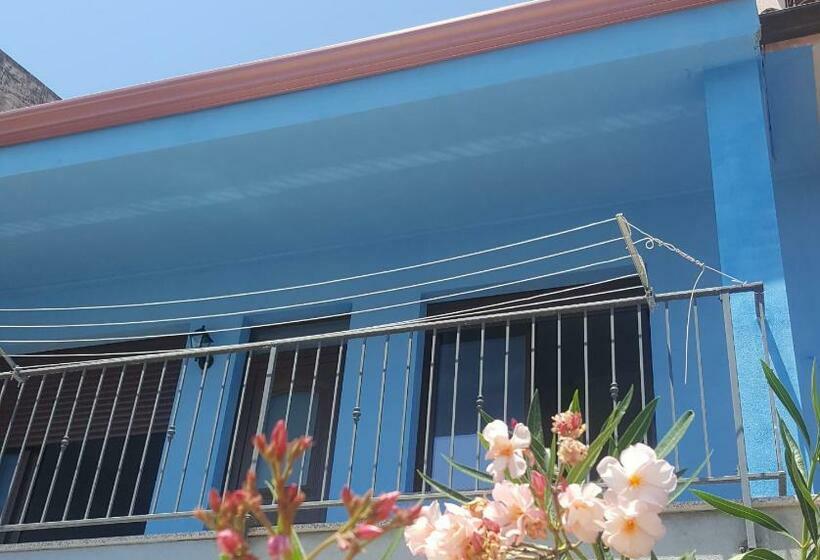 پانسیون Casa Azzurra   Blue House