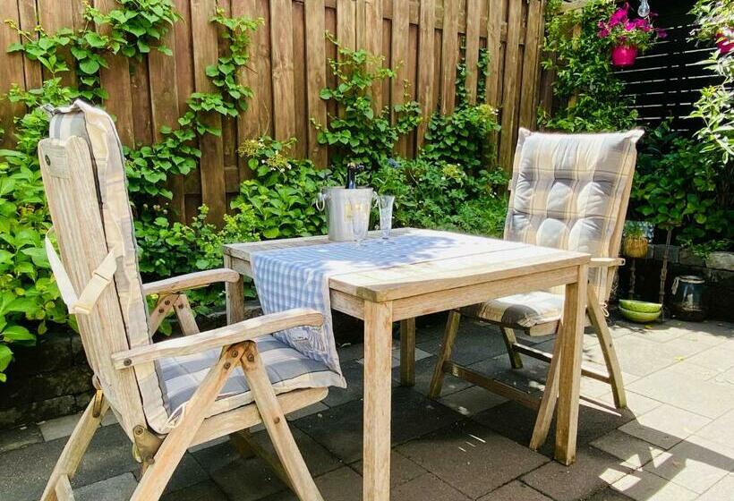 ペンション Gastenverblijf  T Einde Sfeer   Privé Terras   Airco