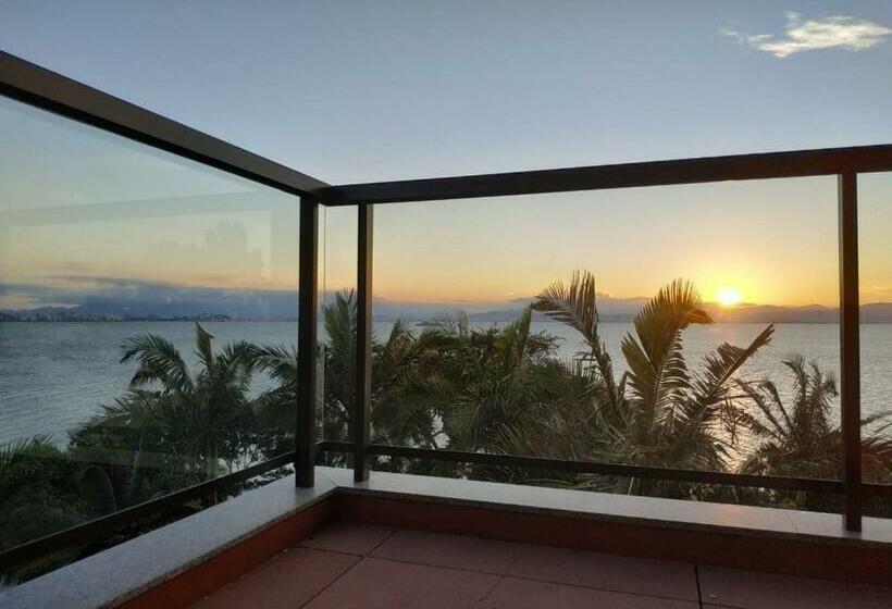 تختخواب و صبحانه Refúgio Do Cacupé