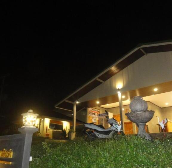 בית מלון כפרי Rinna Resort