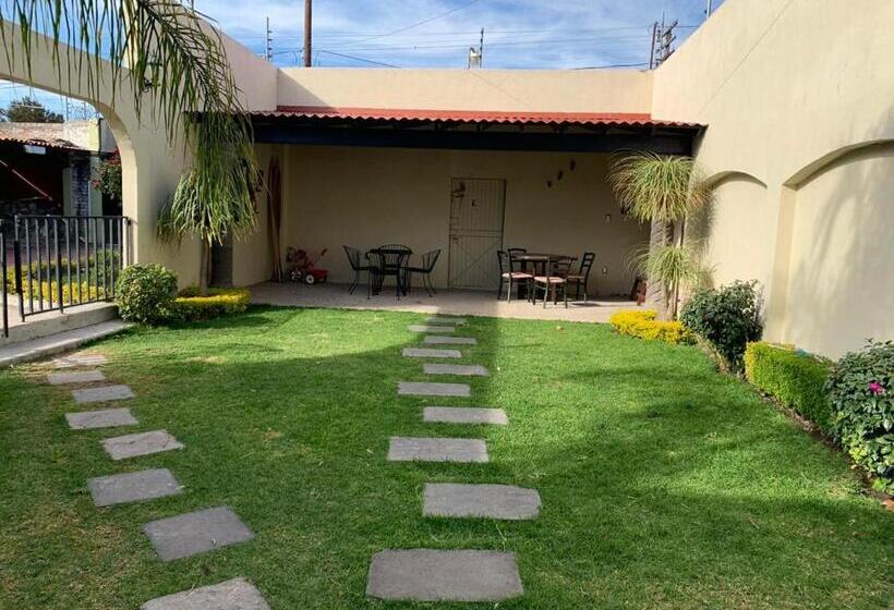پانسیون Estancia Santa Fe