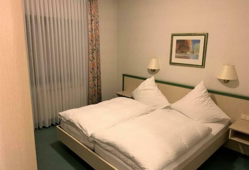 ペンション Gästehaus Cordula