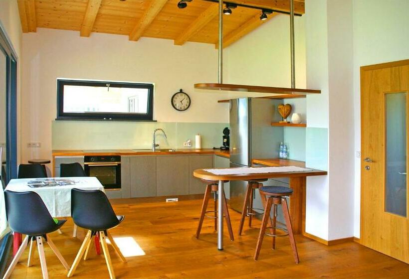 ペンション Villa Lageder
