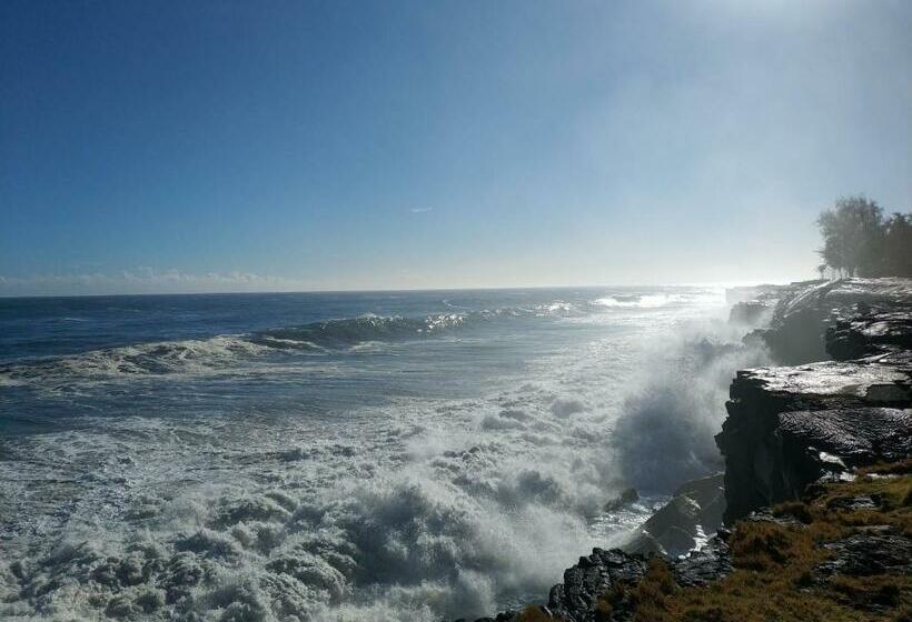 فندق صغير Ocean Breeze Inn