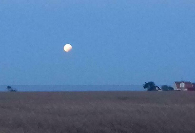 مبيت وإفطار Drottning ödas Boende