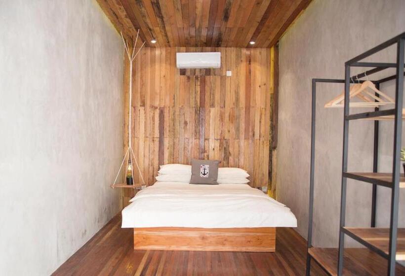 تختخواب و صبحانه Flores Passport House