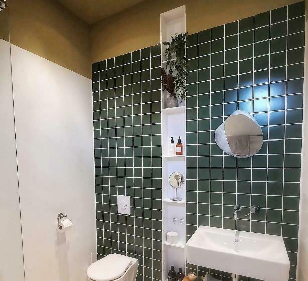 تختخواب و صبحانه Inn The Green