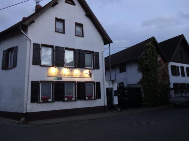 ベッドアンドブレックファースト Pension Deerkemer Kuh