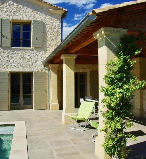 住宿加早餐  Uzes Decouvertes