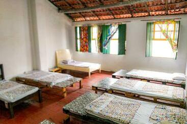 Hostel Ateliê Laroyê